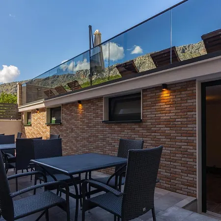 Apartament Luxury Milas, Omis - Jesenice Jesenice (Split-Dalmatia)